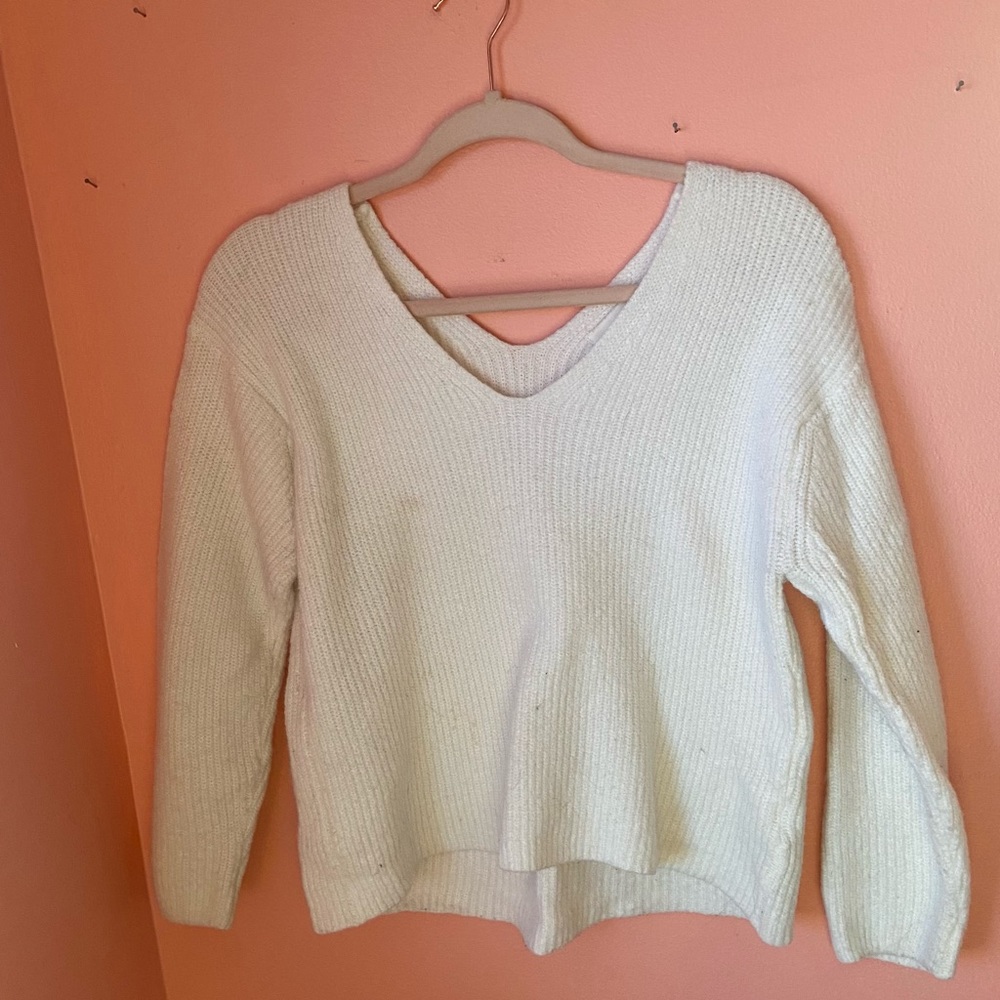 White H&M Cropped Sweater